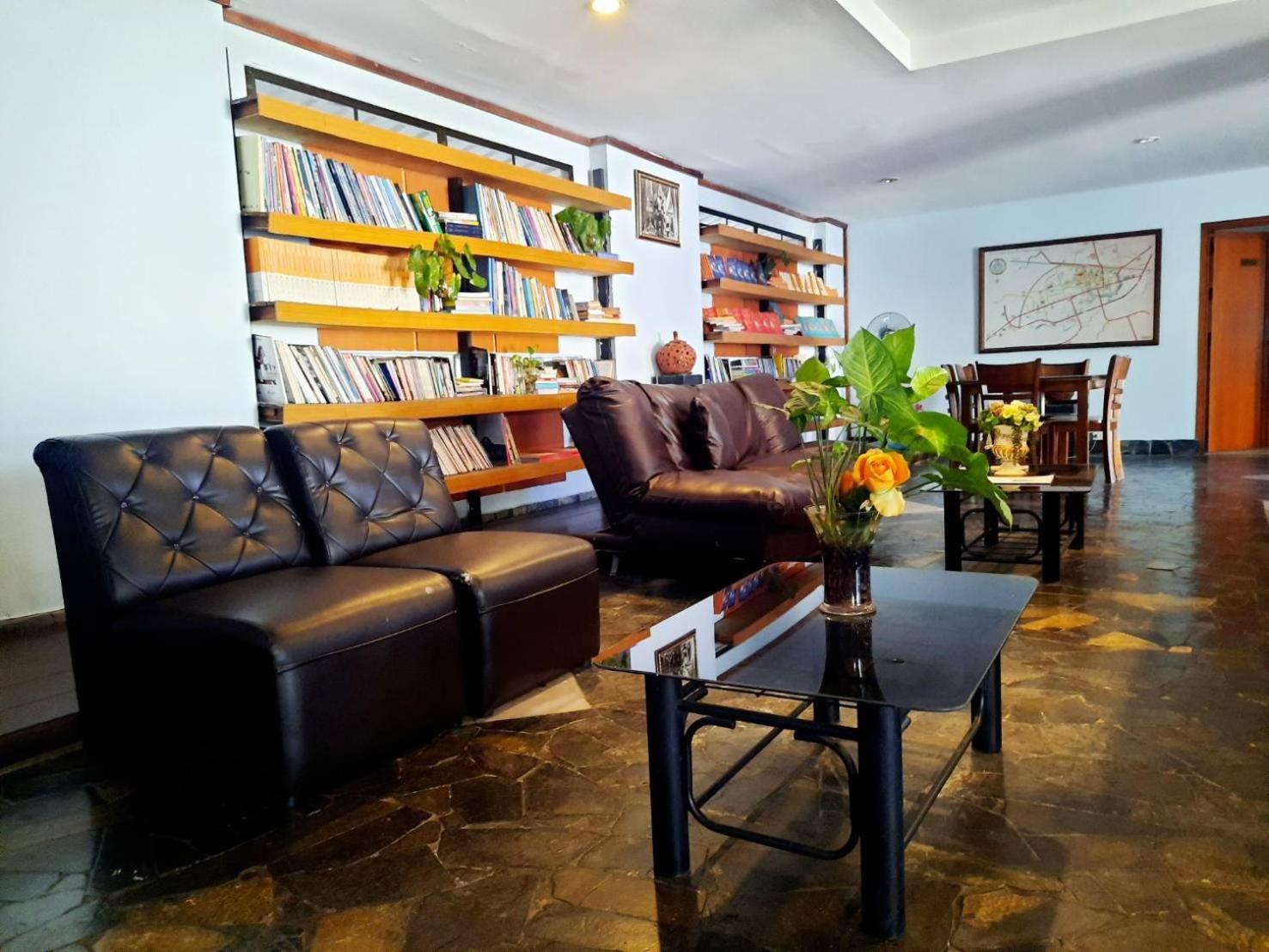 โรงแรมสยามบูทีค บุรีรัมย์ Esterno foto